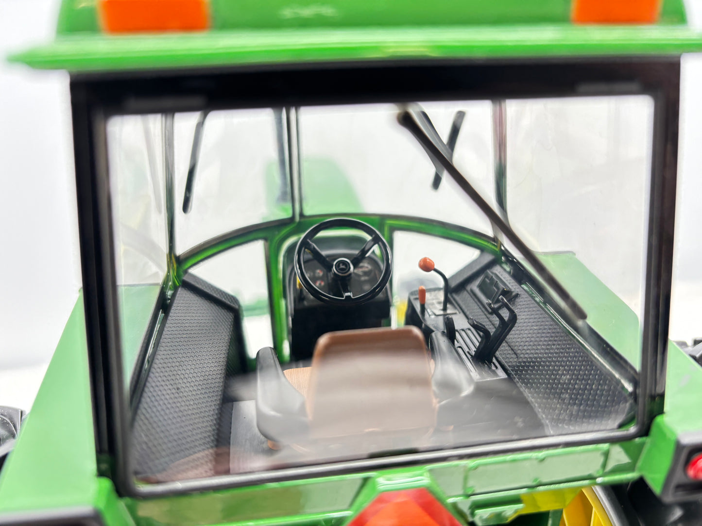 1/16 John Deere 4630