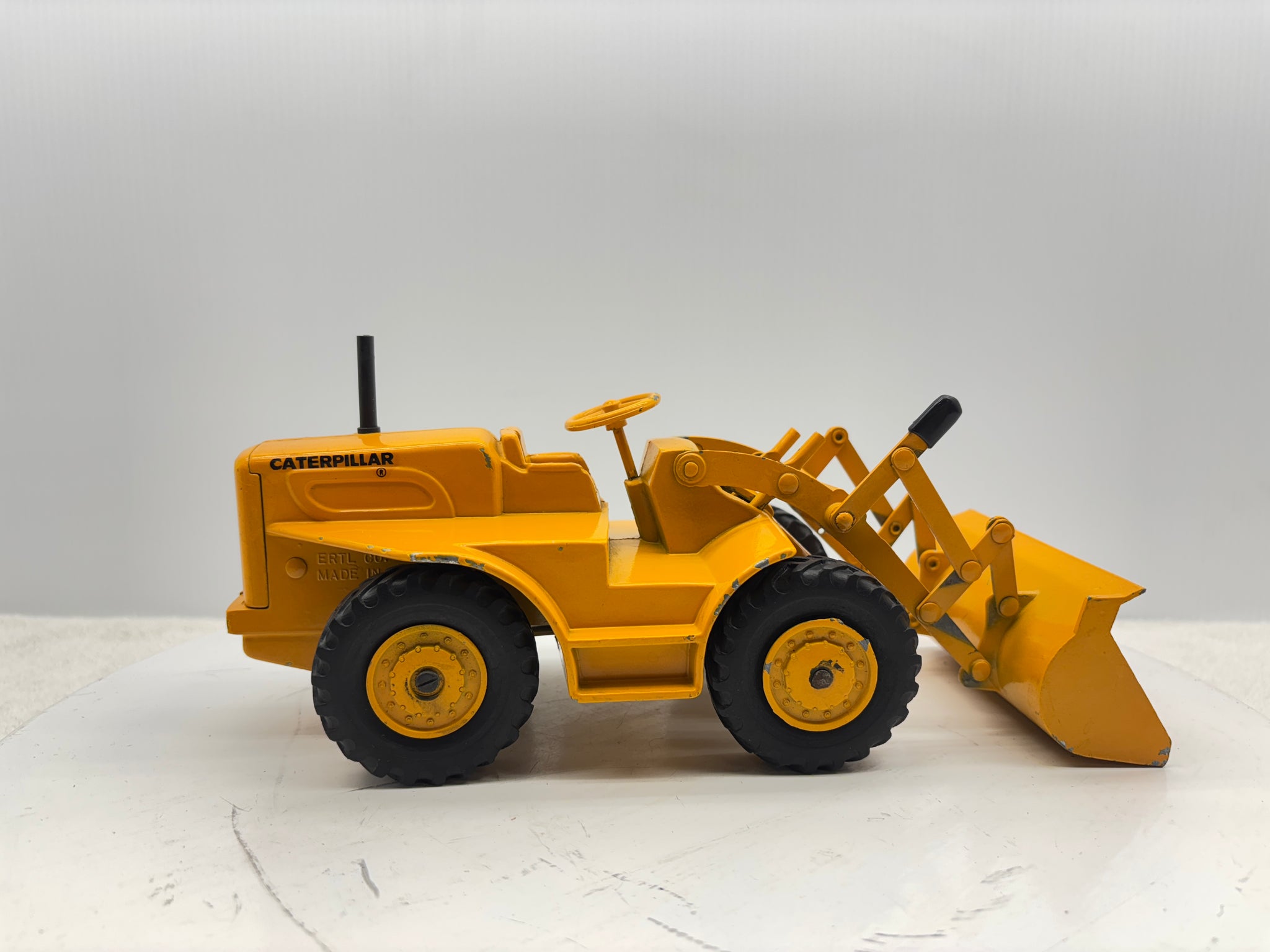 1/24 Caterpillar 950 Loader