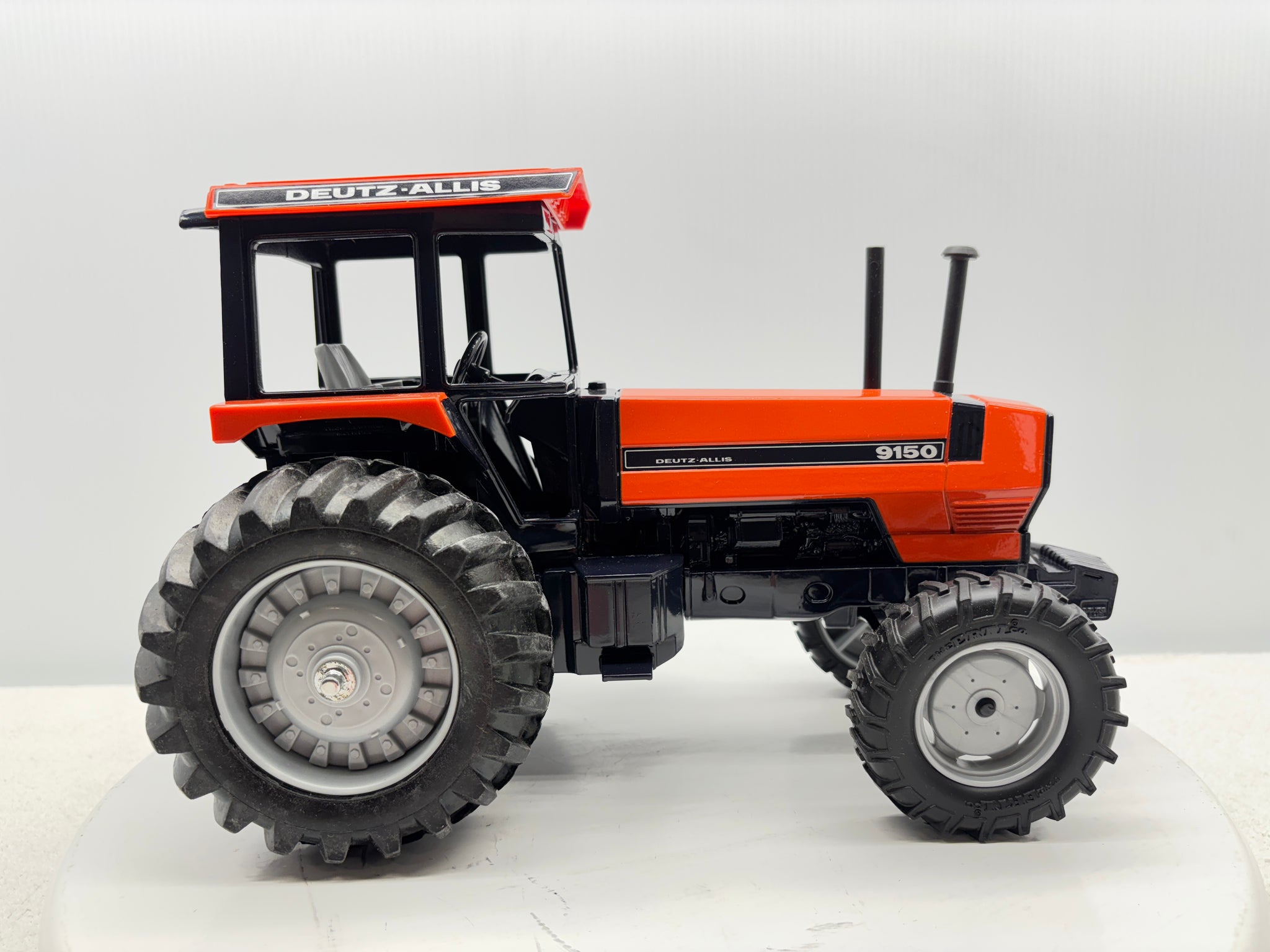 1/16 Deutz-Allis 9150 4wd Orange Special Edition