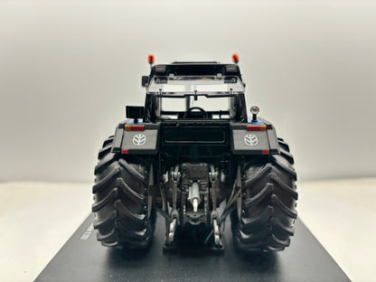 1/32 New Holland 8830