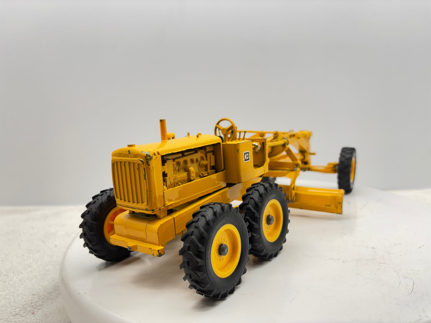 1/16 Caterpillar No.12 Motor Grader
