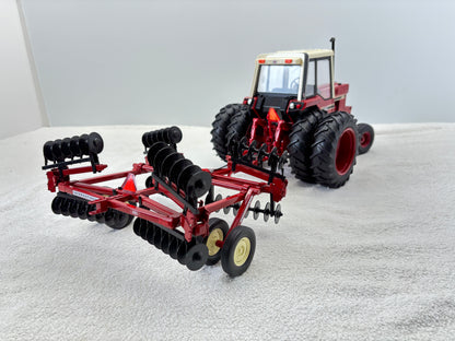 1/16 International 480 Custom