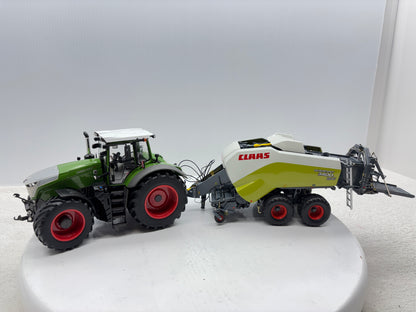 1/32  Claas Quadrant 3400 Roto Cut