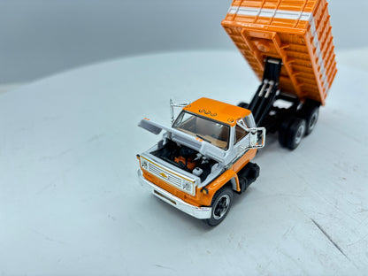 1/64 Chevrolet C65 Tandem Orange