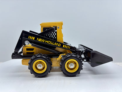 1/16 New Holland Skid-Steer