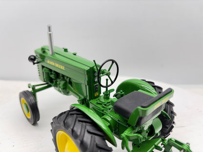 1/16 John Deere ''M''
