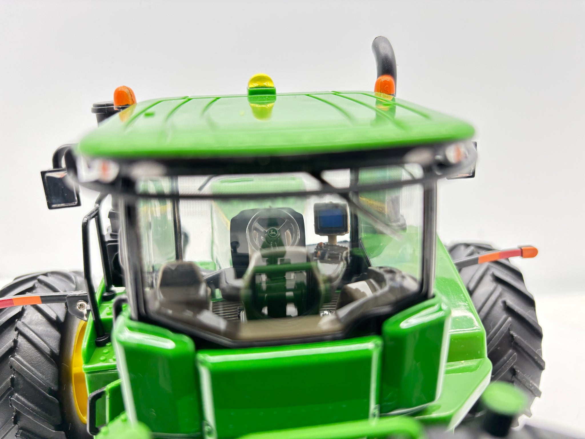 1/32 John Deere 9570R Prestige