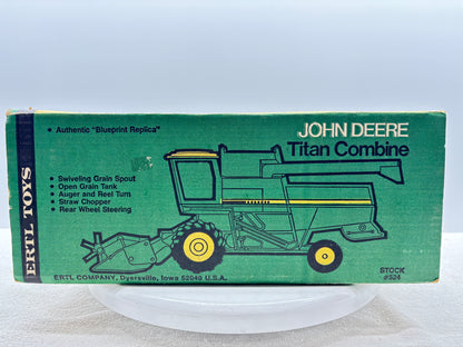 1/28 John Deere Titan