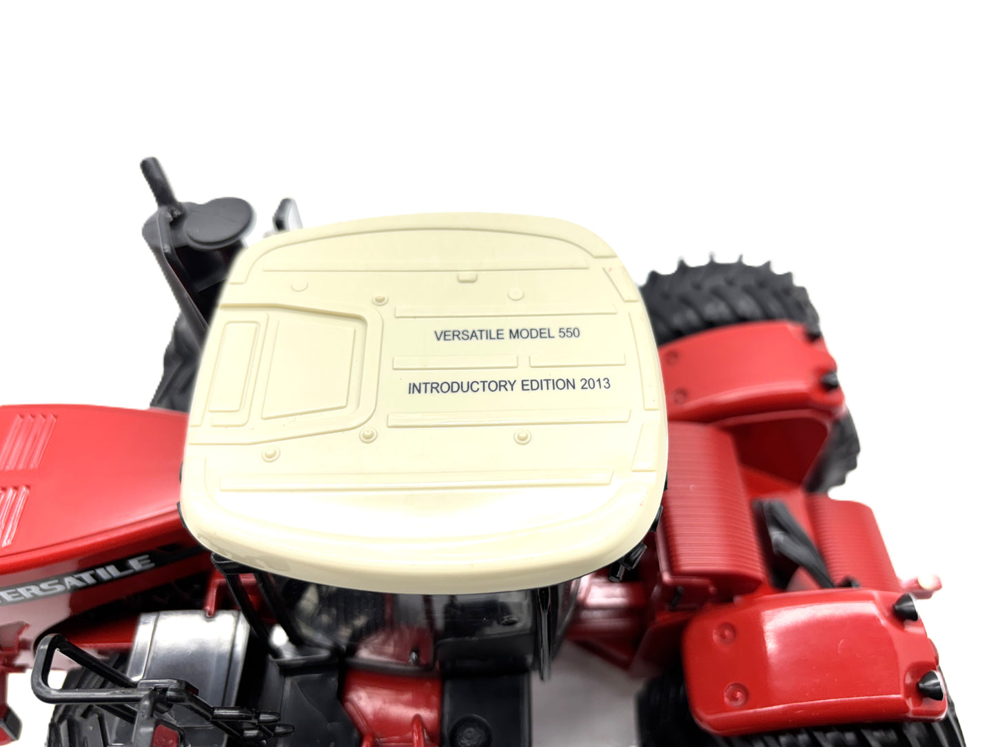 1/32 Versatile 550 Intro