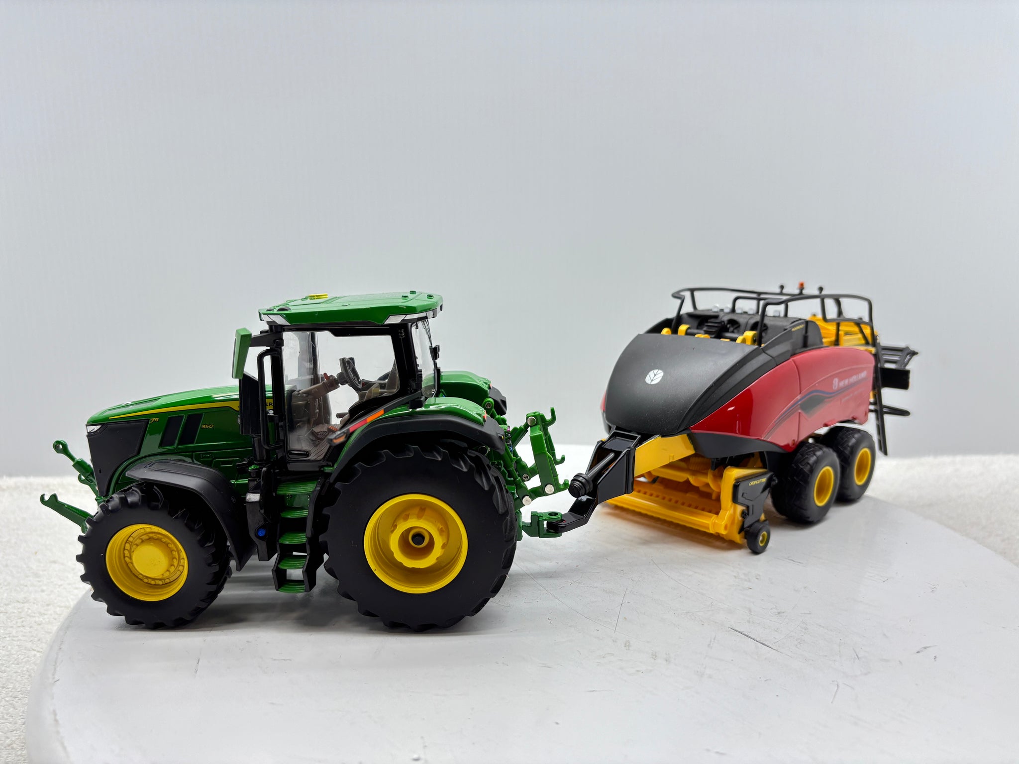 1/32 John Deere 7R 350 Farm Show