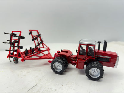1/64 Massey Ferguson 4840 NFTS