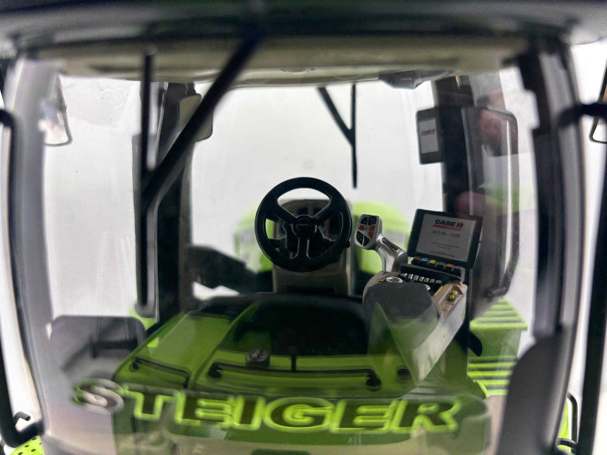 1/16 Case IH Steiger 715 Green Custom
