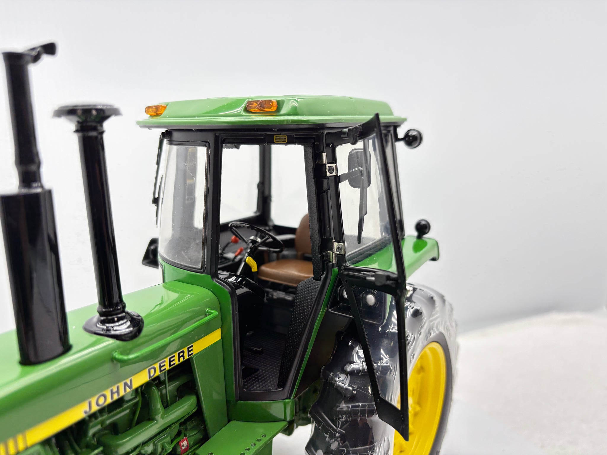 1/16 John Deere 4440 Precision #17