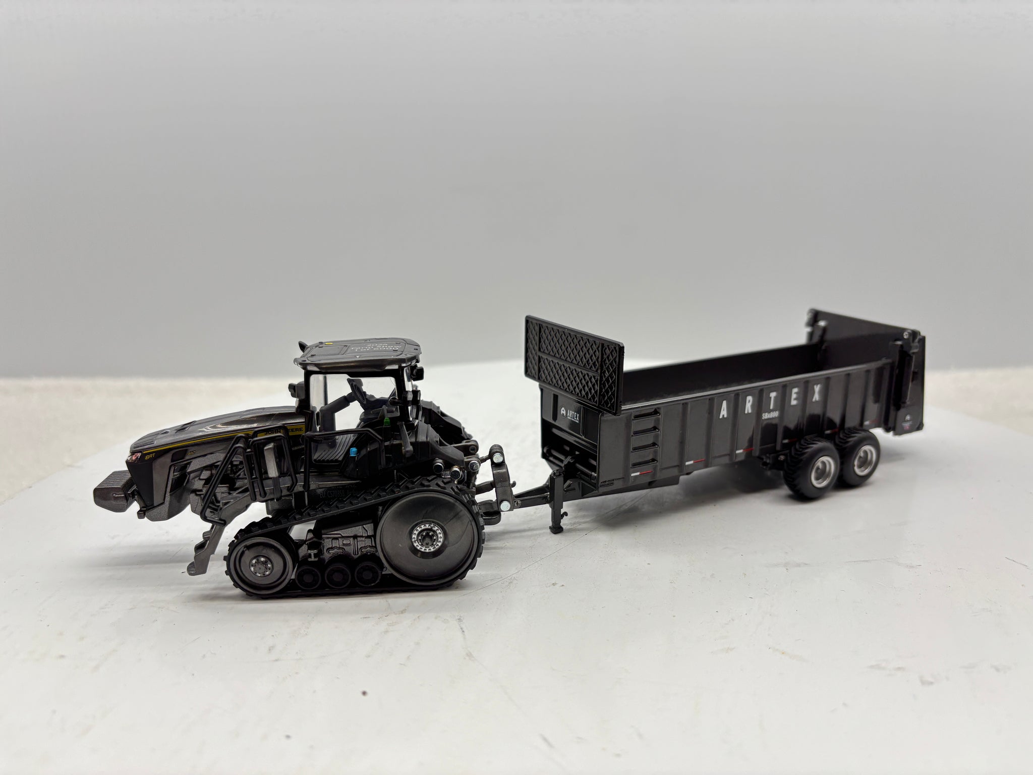 1/64 John Deere 8RT 410 Chase