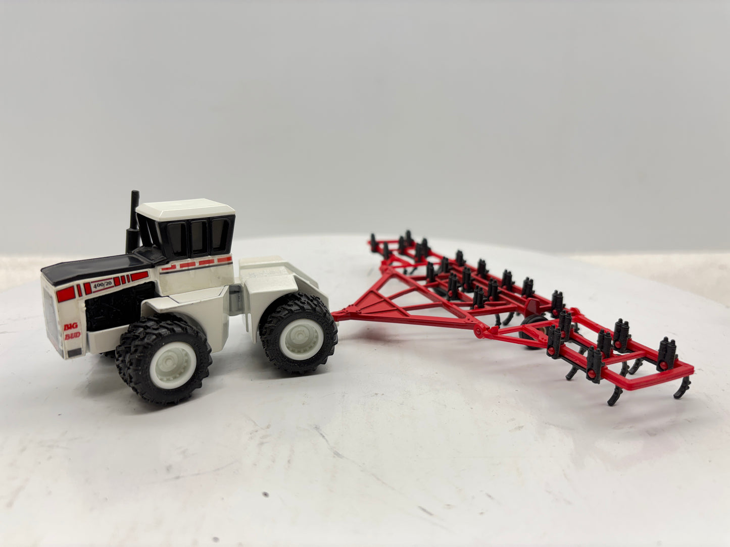 1/64 Big Bud 400-20 Home Hardware