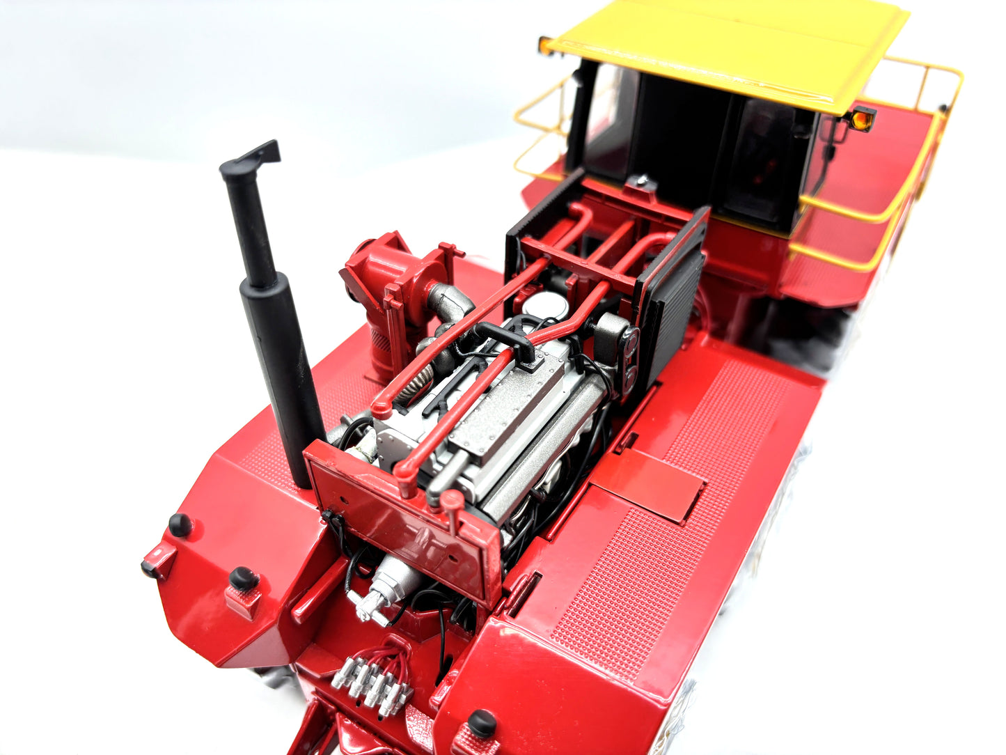 1/32 Versatile 1080 Big Roy  Museum Edition