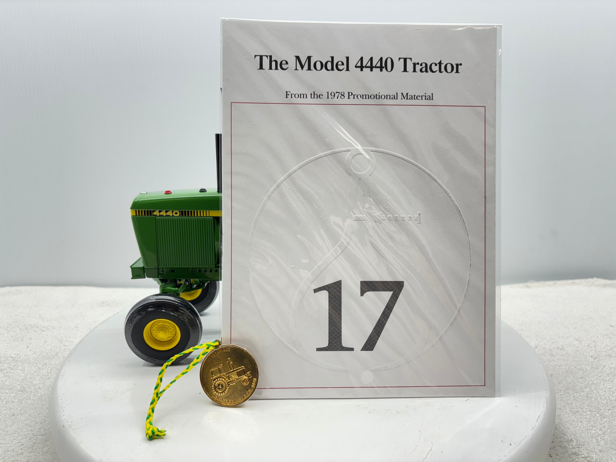 1/16 John Deere 4440 Precision #17