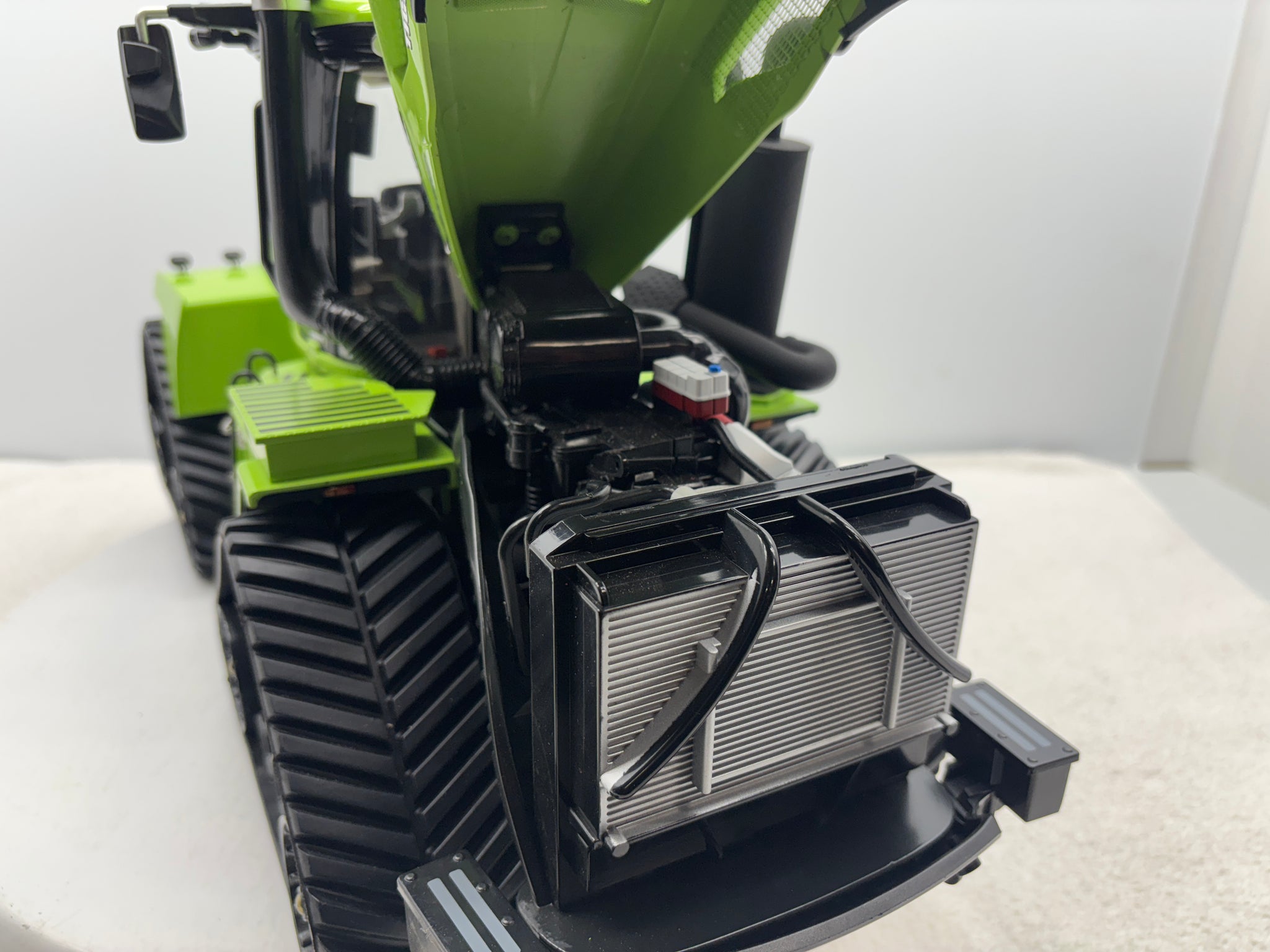 1/16 Case IH Steiger 715 Green Custom