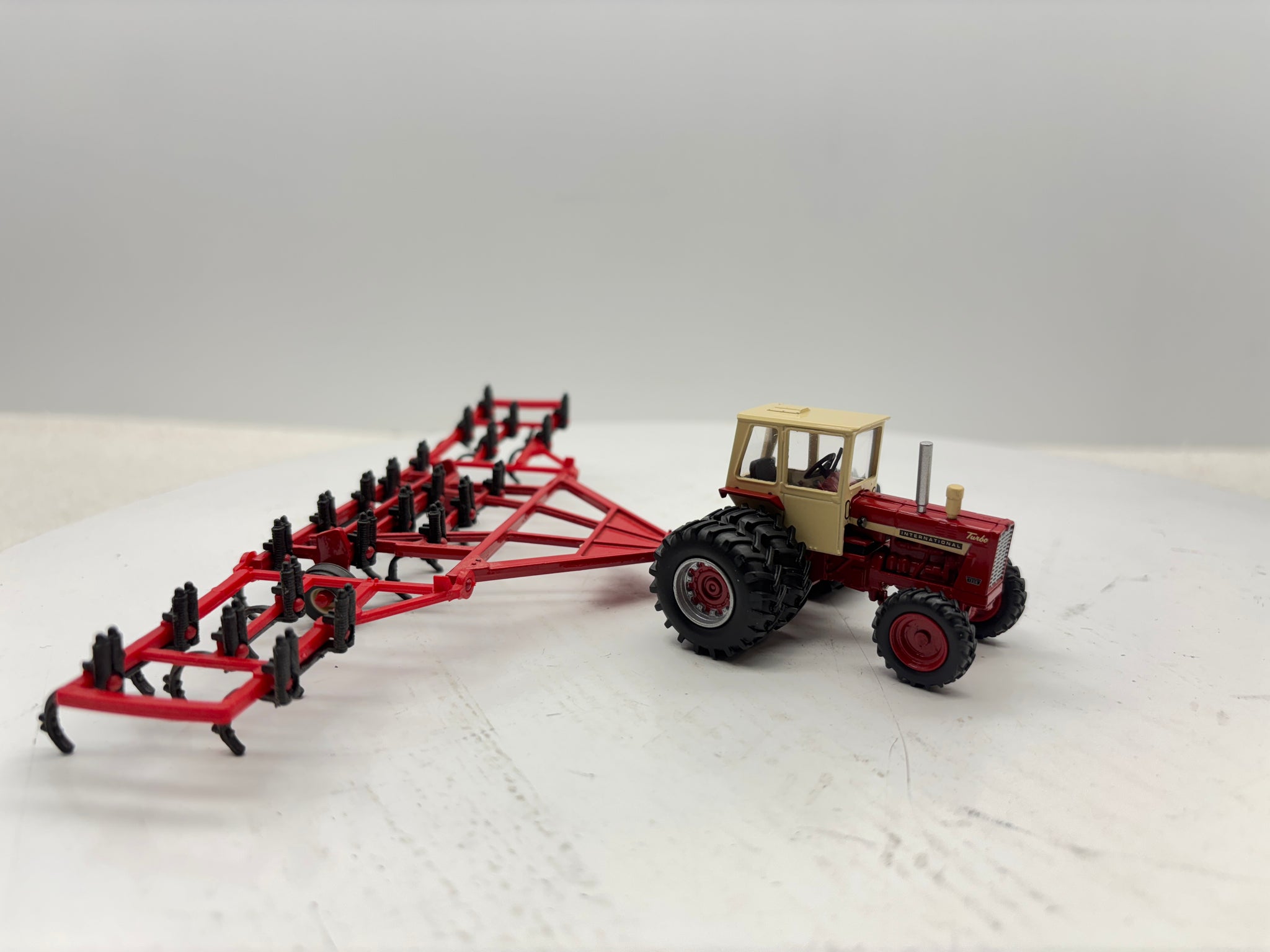 1/64 International 1256 4WD