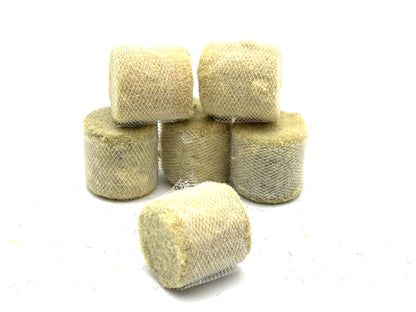 1/64 Straw Bales Net Wrapped 6' x 6'
