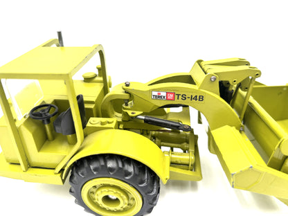 1/40 Terex TS-14B Scraper