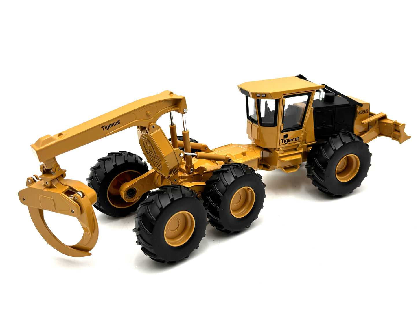 1/32 Tigercat 635D Skidder 635D Skidder