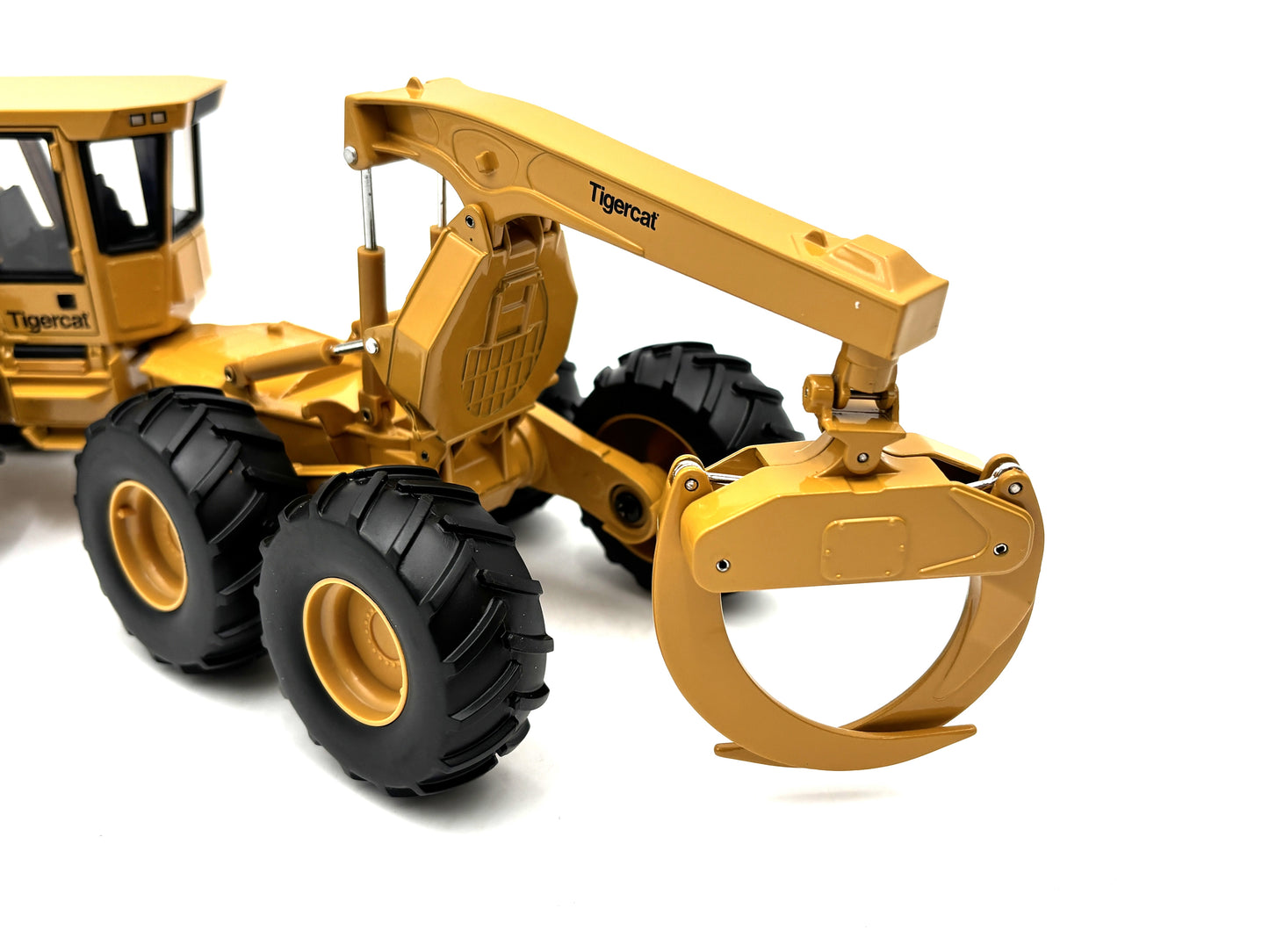 1/32 Tigercat 635D Skidder 635D Skidder