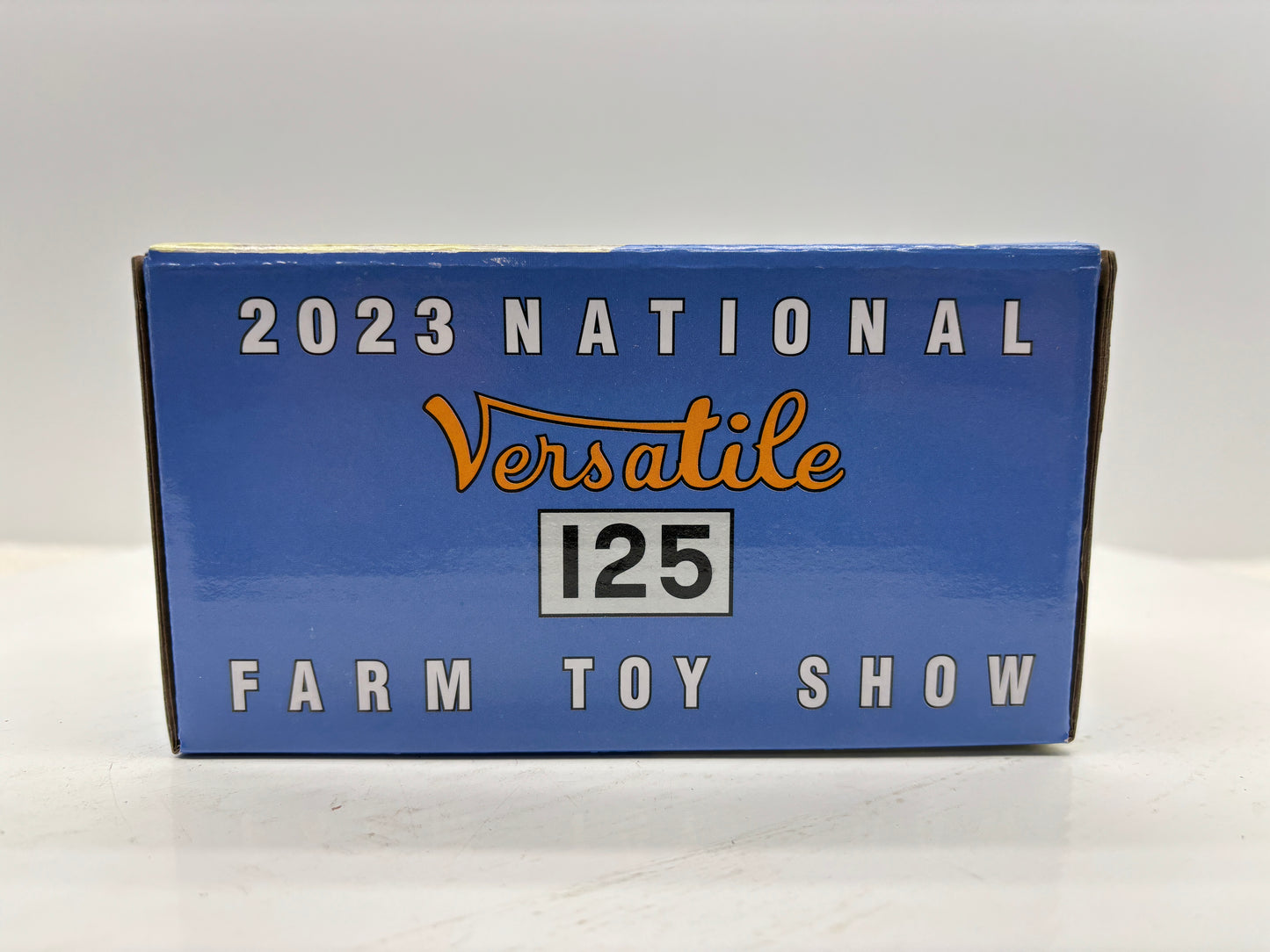 1/64 Versatile 125 Prestige