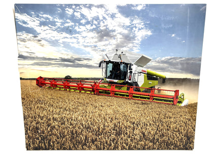1/32 Claas 8900 TT