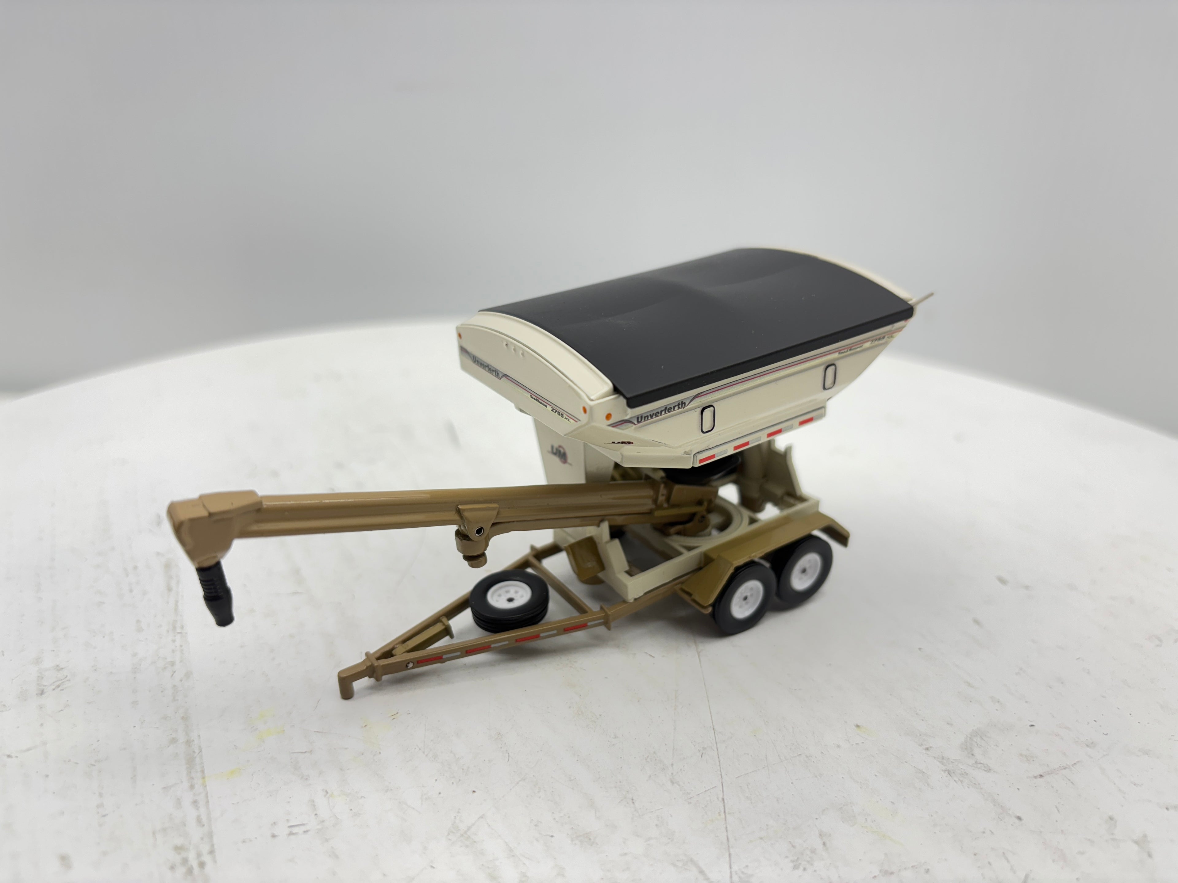 1/64 Unverferth 2755XL Tandem Seed Tender