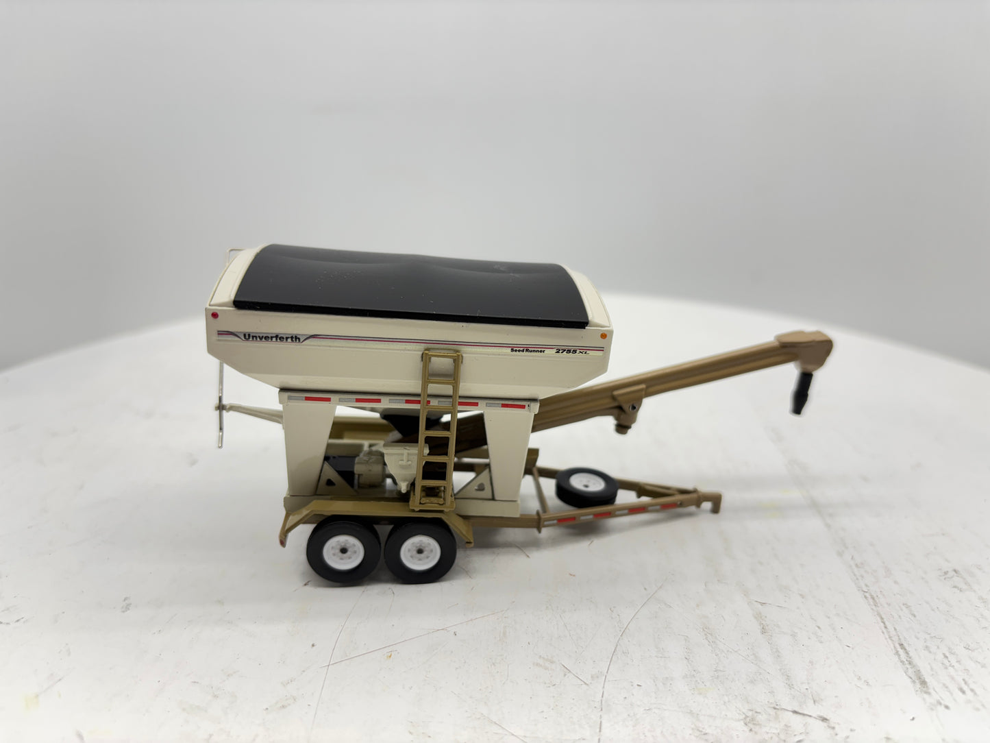 1/64 Unverferth 2755XL Tandem Seed Tender