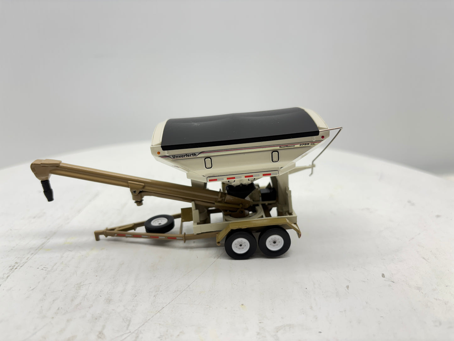 1/64 Unverferth 2755XL Tandem Seed Tender