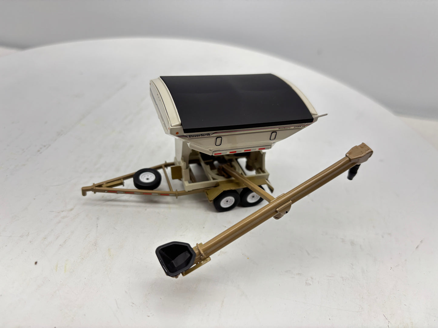 1/64 Unverferth 2755XL Tandem Seed Tender