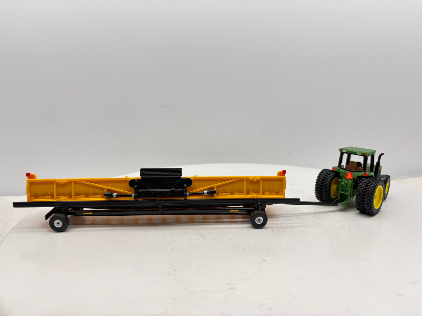 1/64 Unverferth AWS Header Cart Black