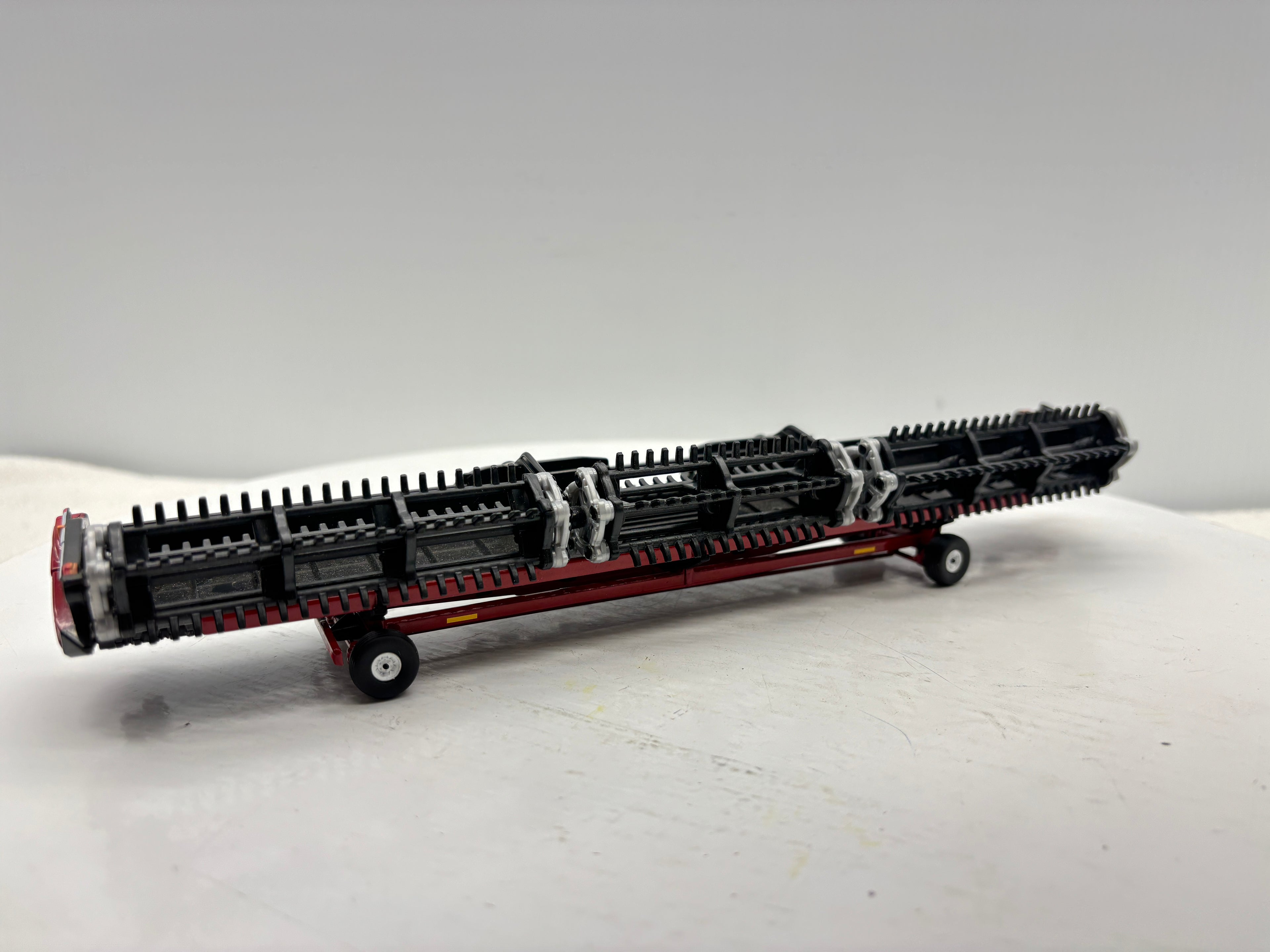 1/64 Unverferth AWS Header Cart (Red)