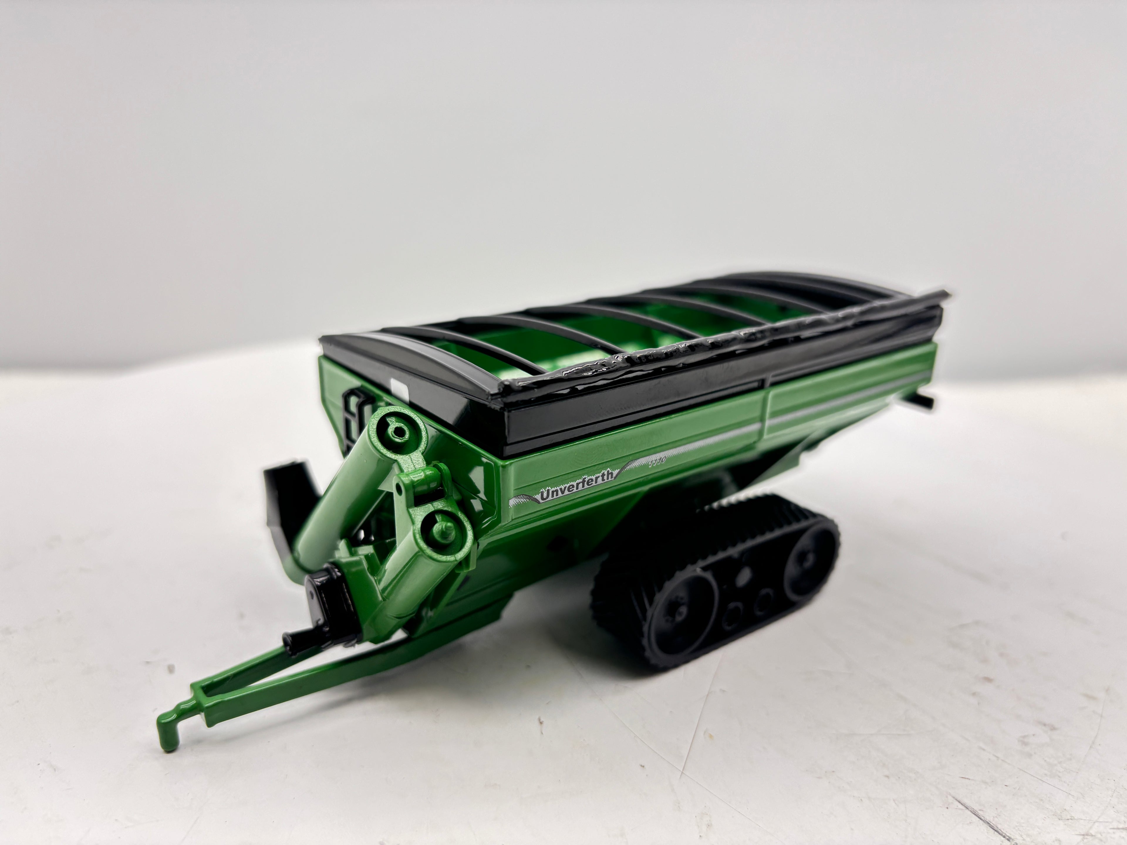 1/64 Unverferth Dual-Auger 1110 Tracks