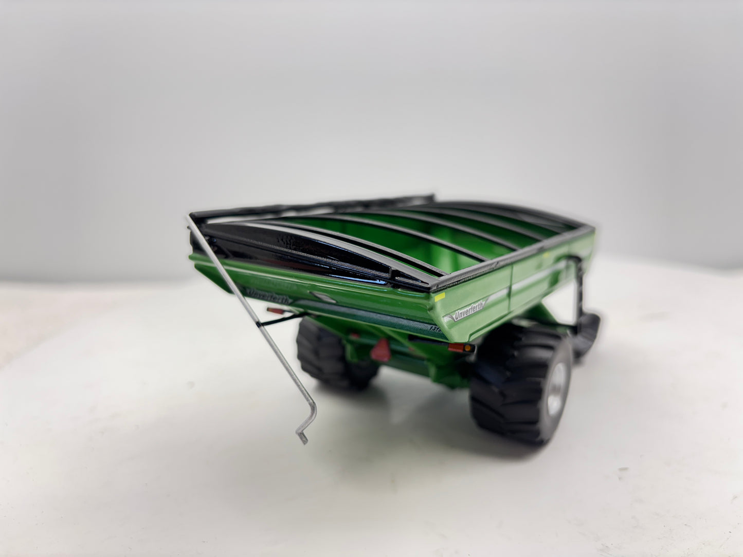 1/64 Unverferth X-Treme 1319 Flotation Green