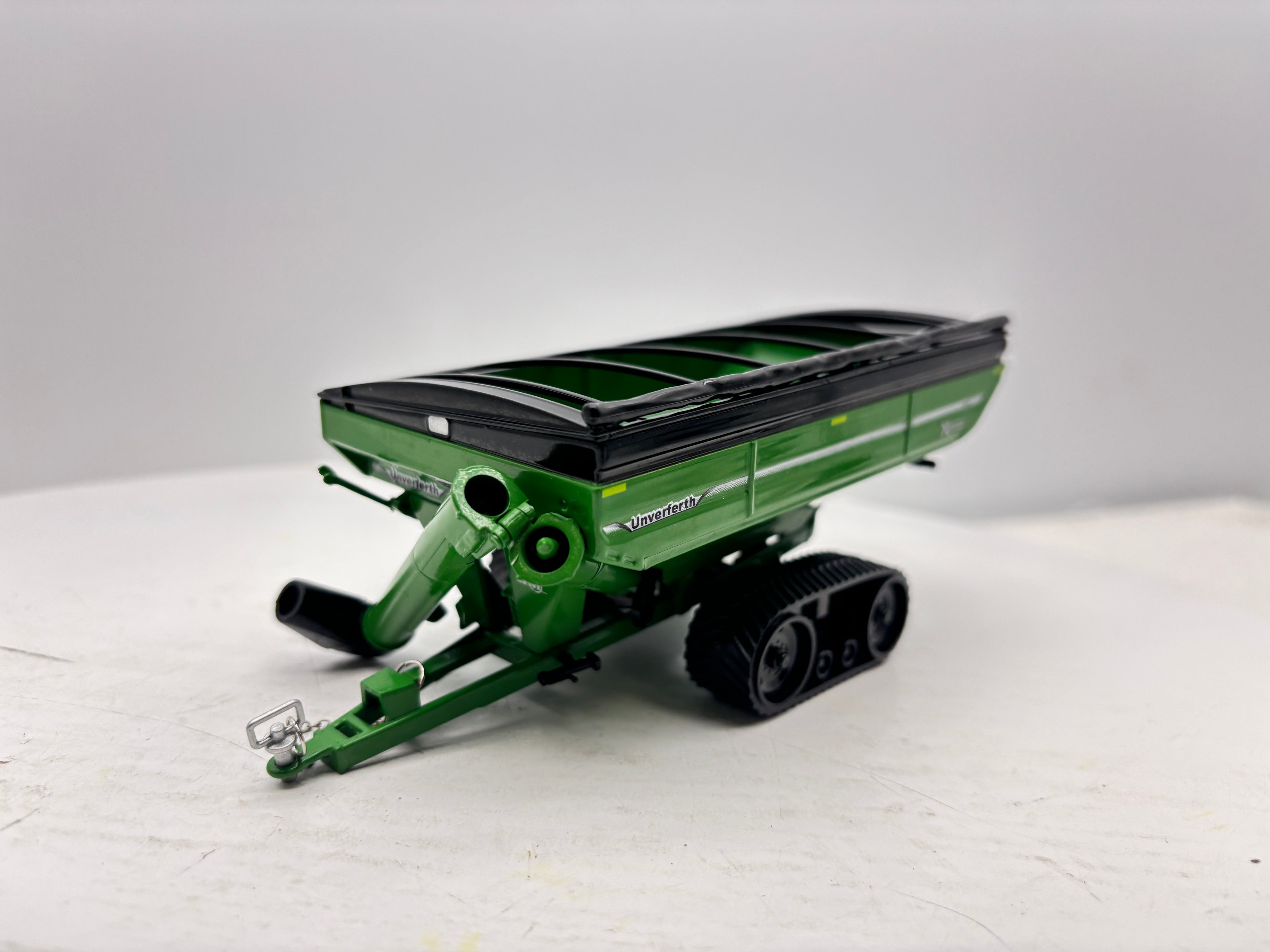 1/64 Unverferth X-Treme 1319 Tracks  Green