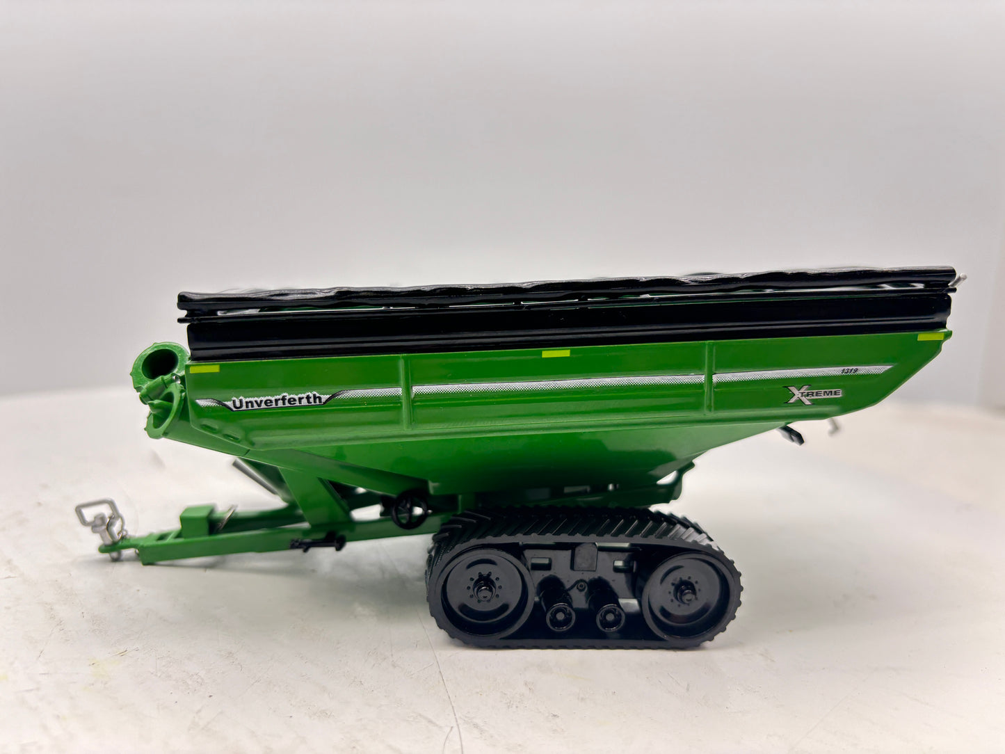 1/64 Unverferth X-Treme 1319 Tracks  Green