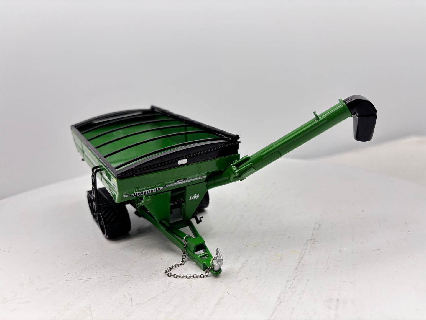1/64 Unverferth X-Treme 1319 Tracks  Green