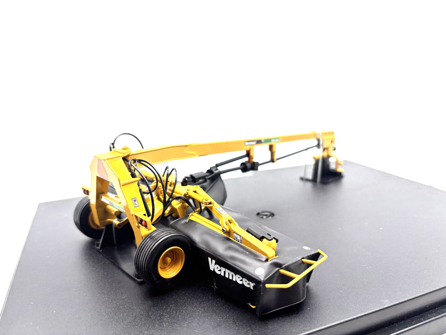 1/32 Vermeer TM 1400