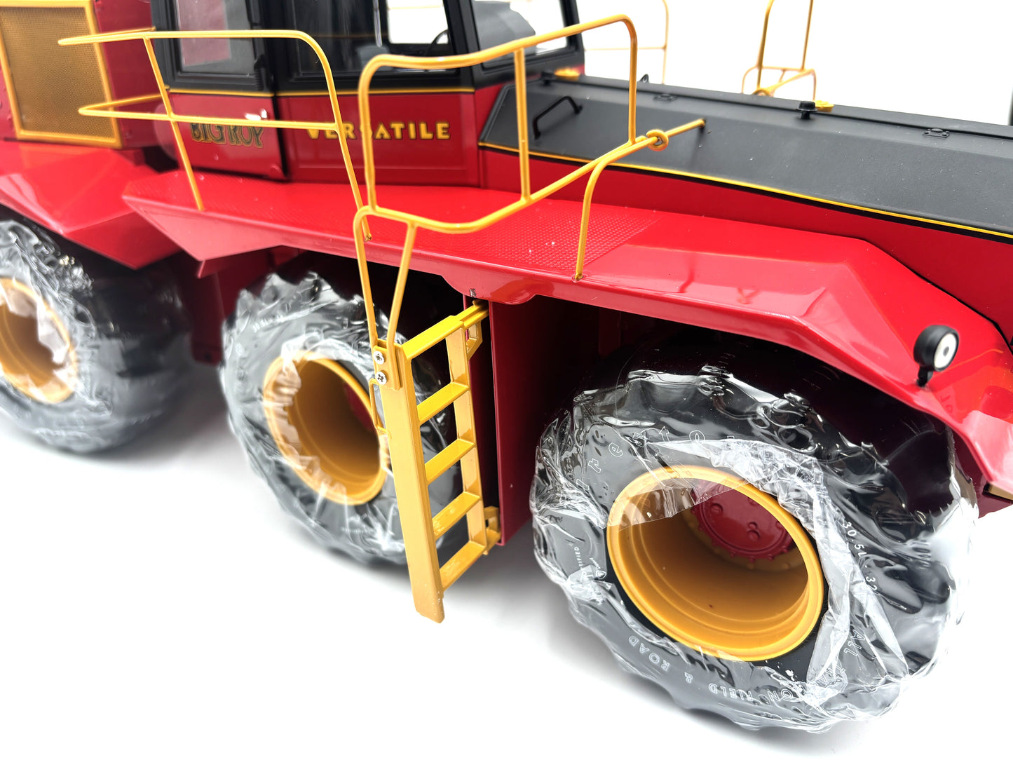 1/16 Versatile 1080 Big Roy Museum Edition