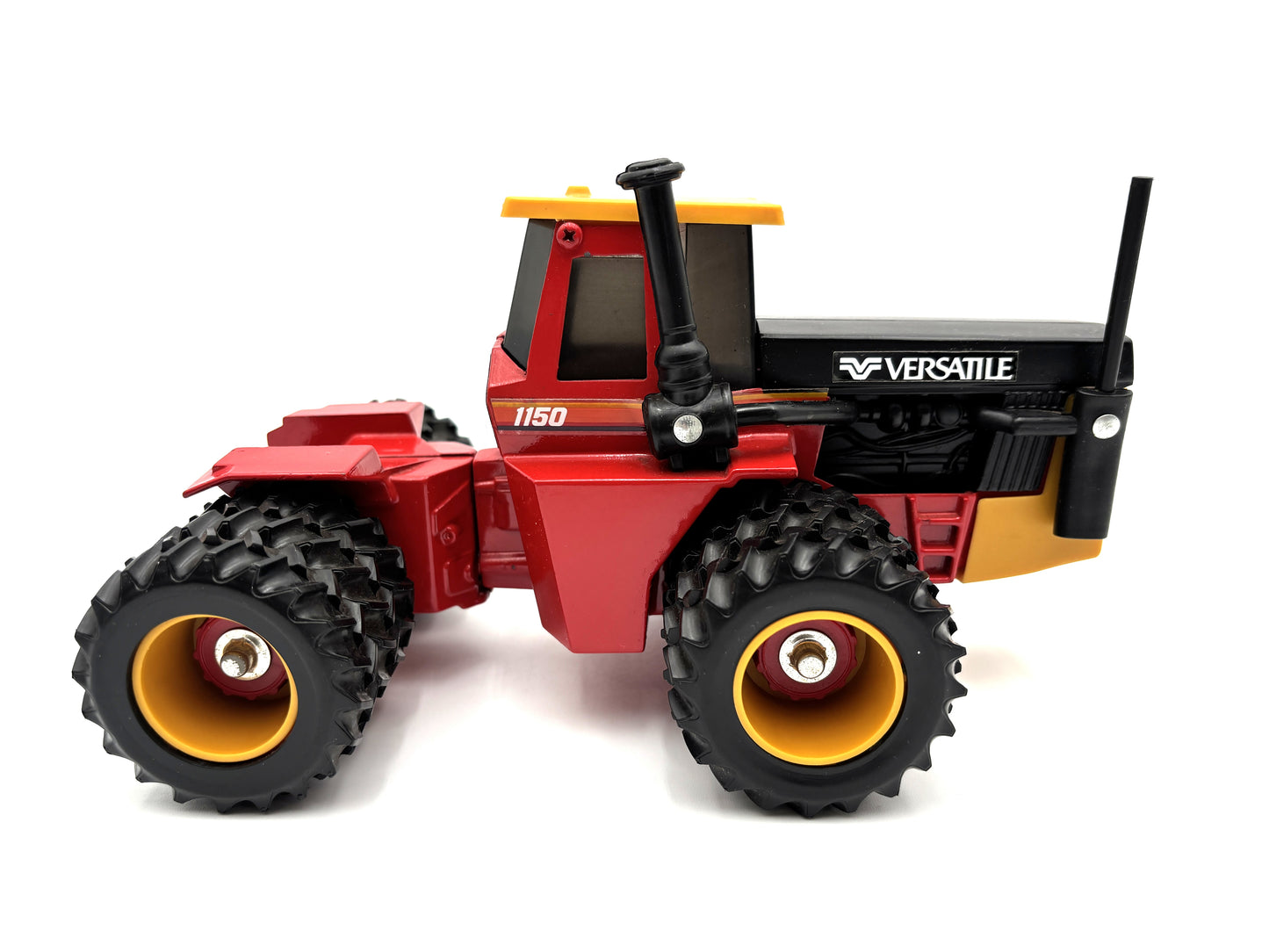 1/32 Versatile 1150 Candy Stripe