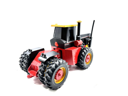 1/16 Versatile 1156 Red Axle
