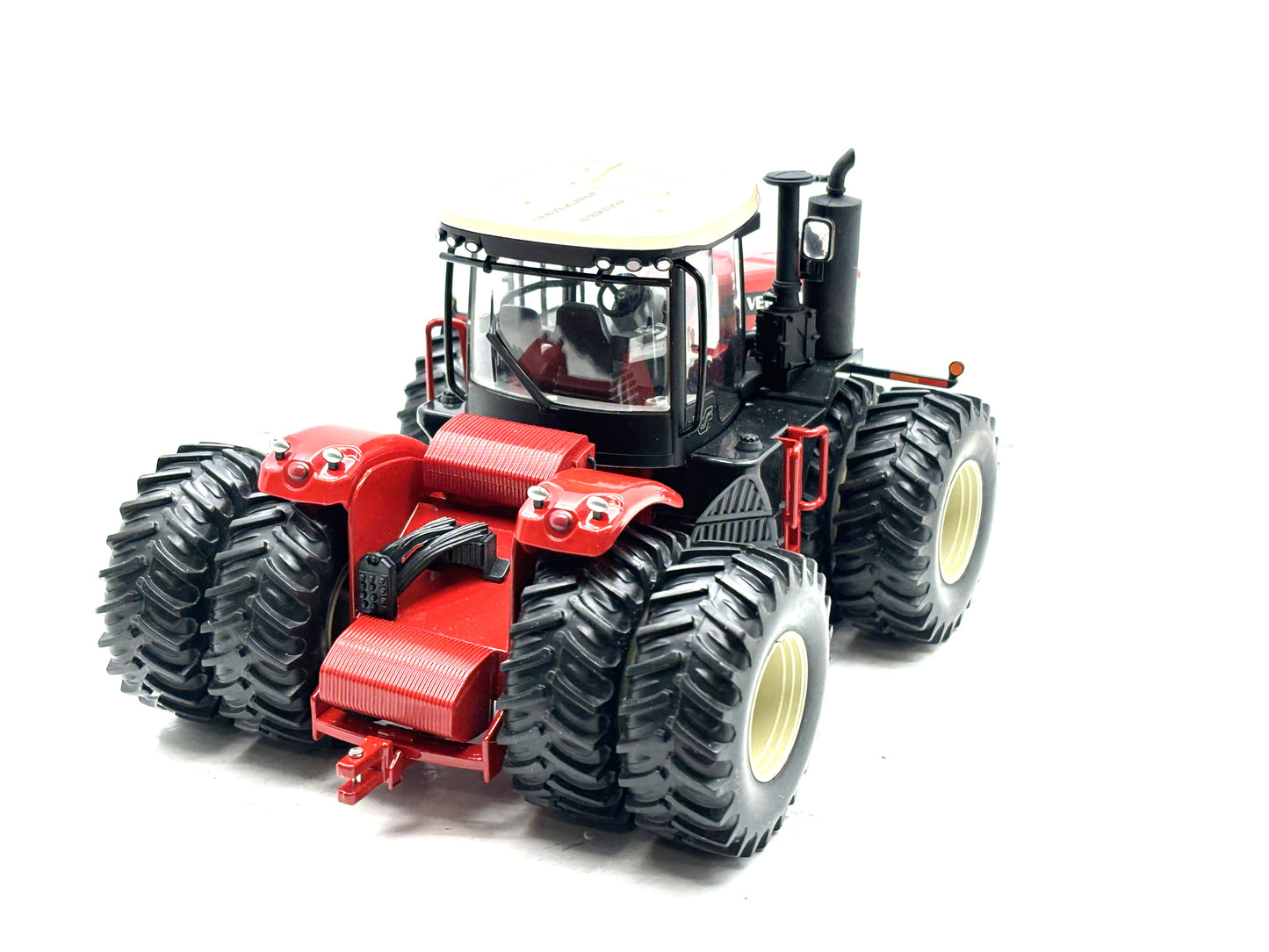 1/32 Versatile 550 Intro