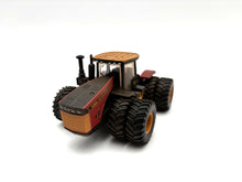 1/64Versatile 580 Duals Dusty Chase