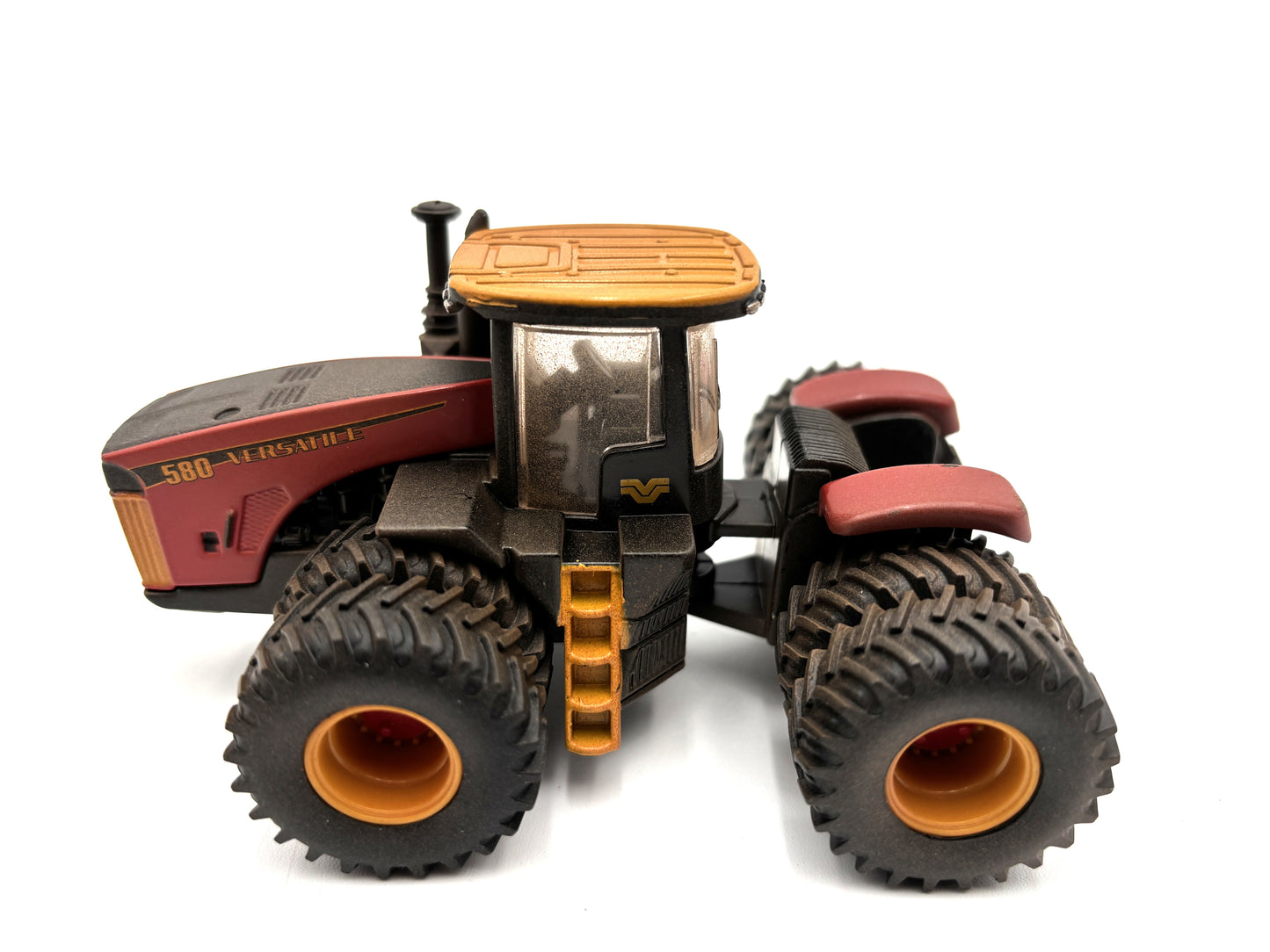 1/64Versatile 580 Duals Dusty Chase