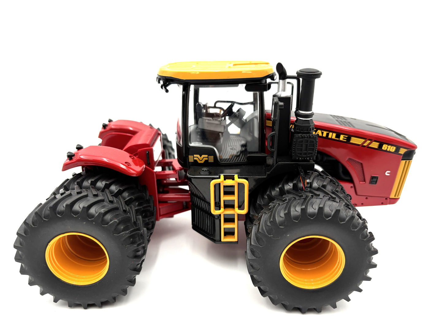 1/32 Versatile 610 Prestige Duals