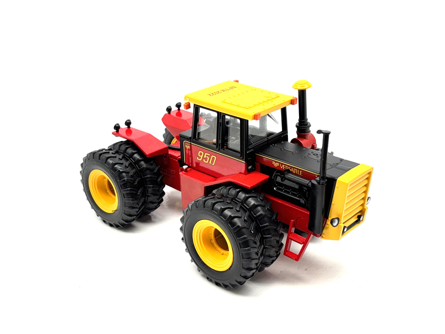 1/32 Versatile 950 NFTM