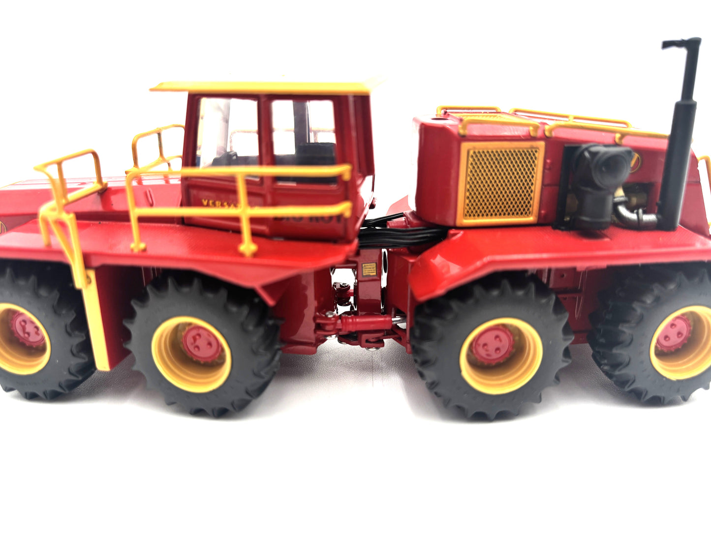 1/64 Versatile 1080 Big Roy Restoration Version